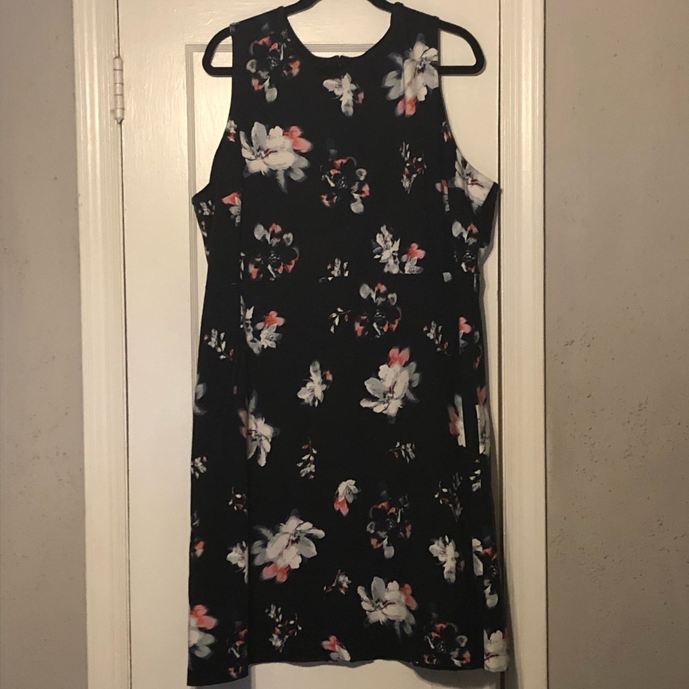 Land’s End Plus Size Floral Shift Dress